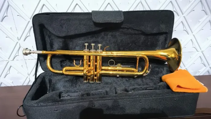 Trompete Sib Zellmer Dourado Novo Completo