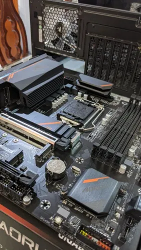 Kit Upgrade Aorus B460M PRO (Wifi/Bluetooth) i510400F, 16gb DDR4