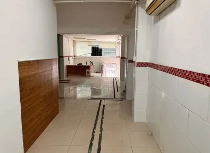 Investimento! Prédio Comercial c/ 8 salas Climatizado em Avenida no Centro de Manaus