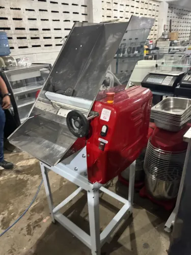 Cilindro Braesi semi-novo 5a7 kg