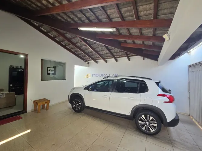 Casa à Venda no Aeroporto Sul | 3 Quartos, Suíte e Churrasqueira por R$ 450 Mil!