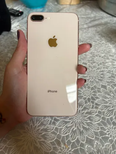 iPhone 8 Plus