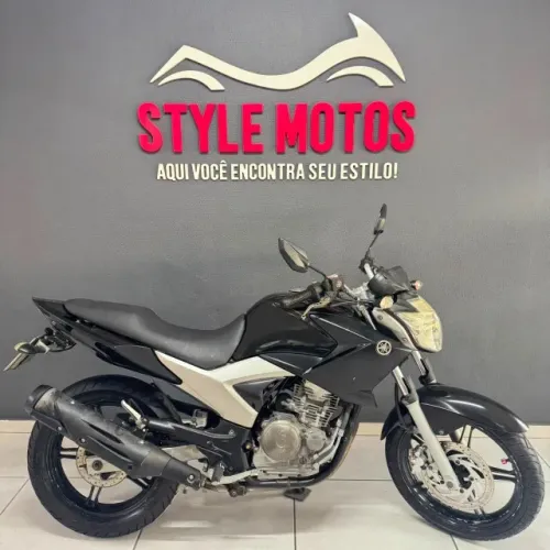 REPASSE - Yamaha YS 250 Fazer - 2015 - 108 mil km