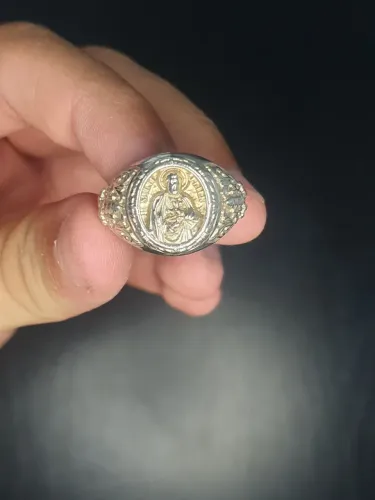 Anel Masculino Inspirado no Anel Papal com Prata Lapidada