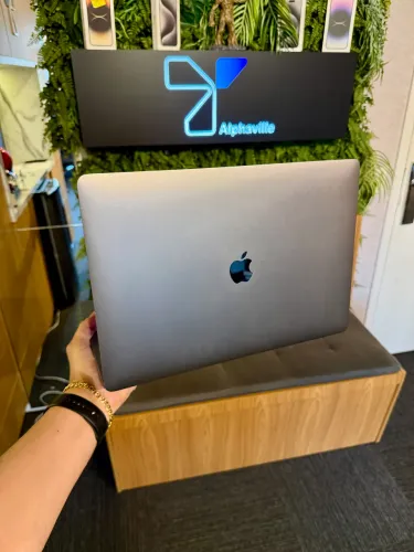 MacBook Pro M4 16/512 LACRADO - aceito troca e  parcelo no boleto