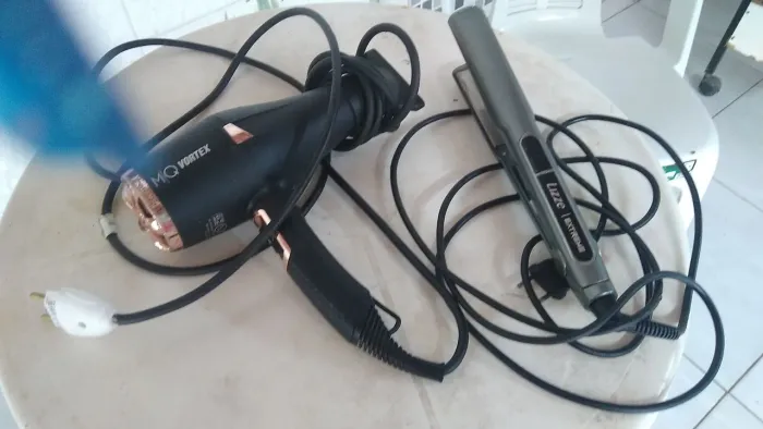 Secador e chapinha os dois por 350