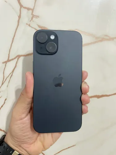 iPhone 15 - 256GB