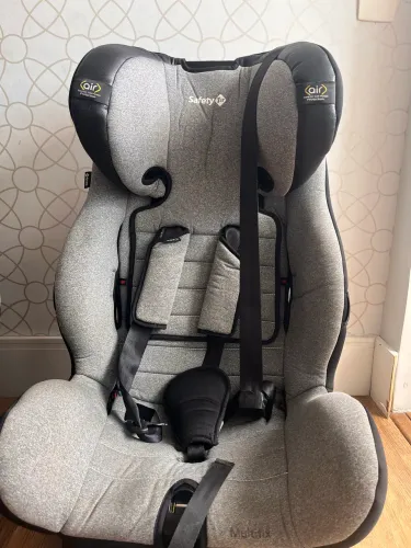 Vendo cadeirinha de carro multifix 0 a 36kg com isofix safety 1st