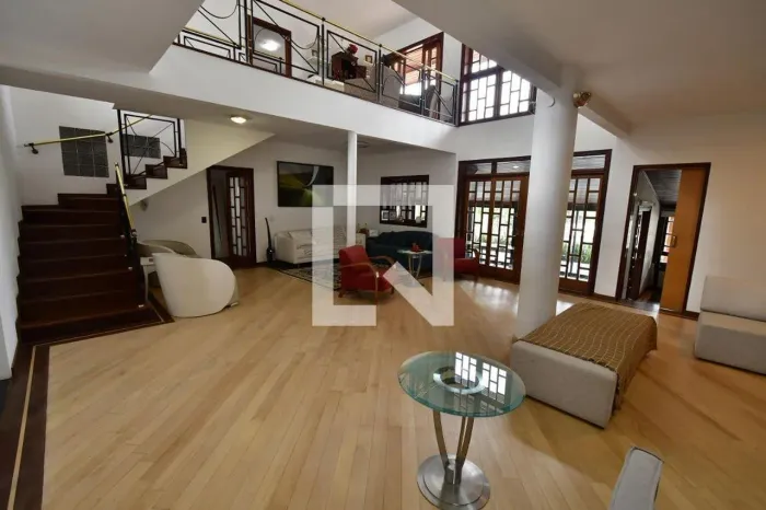 CASA RESIDENTIAL em Campinas - São Paulo, Parque Taquaral