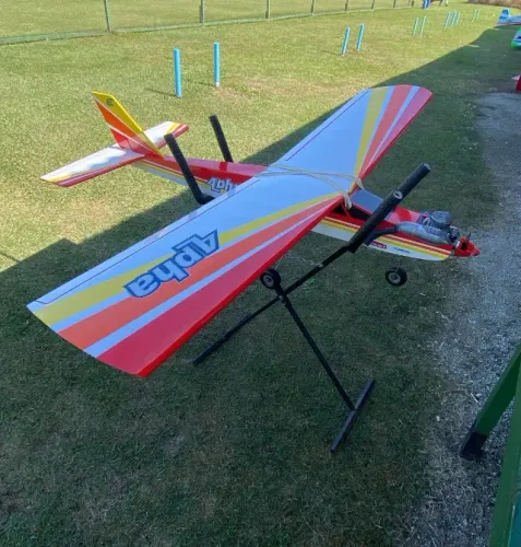 Aeromodelo Hangar 9 Alpha 40