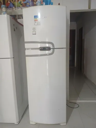 Geladeira com defeito 