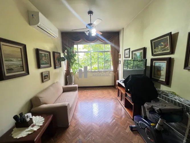 Apartamento a venda, Rua Marquês de Valença, Tijuca, sala em 2 ambientes, 3 ótimos quartos