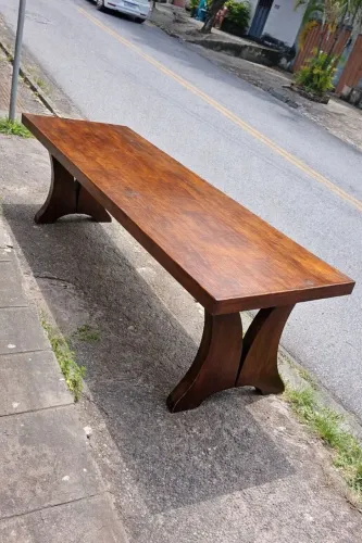 Mesa rústica grande 