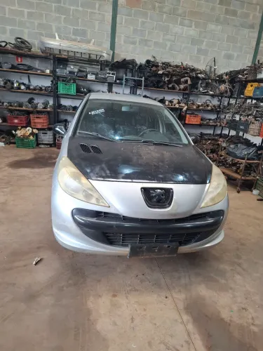Peugeot 207 1.4 completo sucata para retirada de peças 