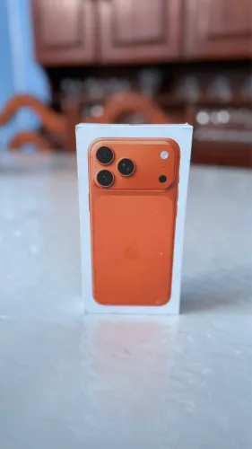 iPhone 17 Pro Max 256gb - Laranja - Lacrado - 1 Ano de Garantia