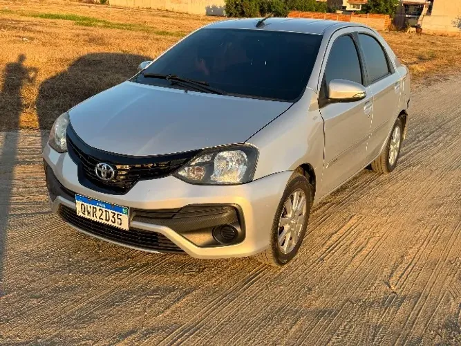 Toyota Etios X Plus Sedan 1.5 Flex 16V 4P Aut. 2020