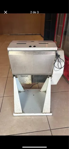 Vendo Amassadeira
