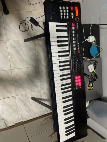 Teclado xps 10 roland