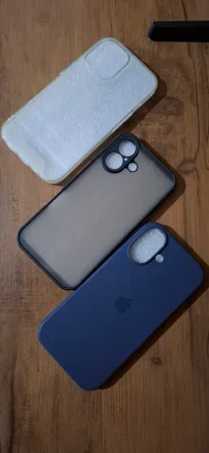 Capinhas IPhone 16