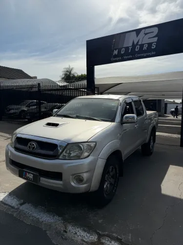 Toyota Hilux CD SRV D4-d 4X4 3.0 TDI Diesel AUT 2010