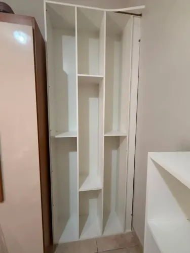 Estante colmeia para lojas, quarto , multifuncional, metragem 2,30 x2,35