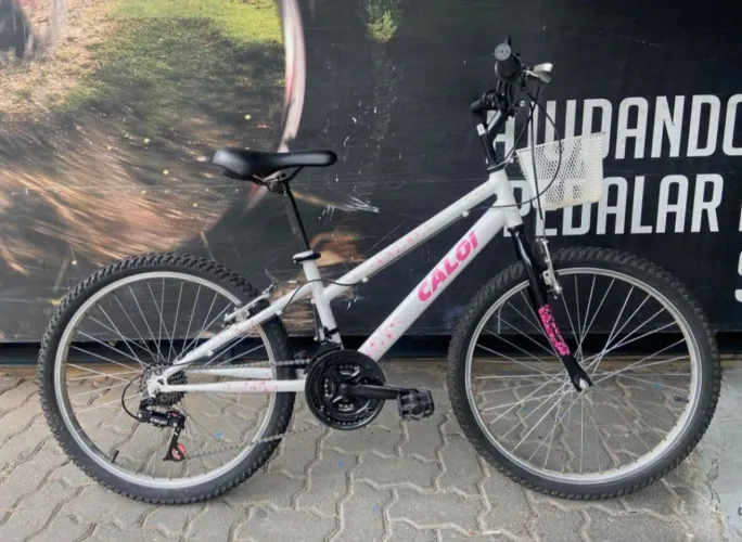 Bicicleta Caloi Ceci marcha Aro 24