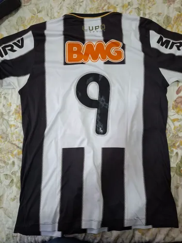 Camisa Atlético Mineiro listrada