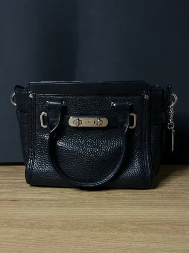 BOLSA COACH SWAGGER 27 PRETA ( ORIGINAL )