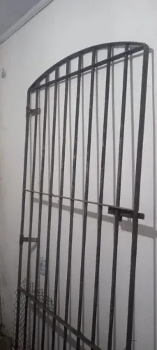 Vendo Grade de Ferro