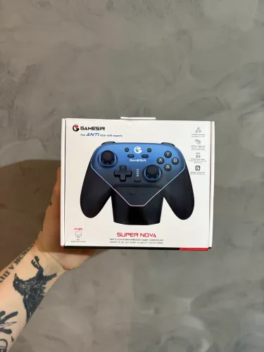 Controle Gamer Gamesir Supernova 2