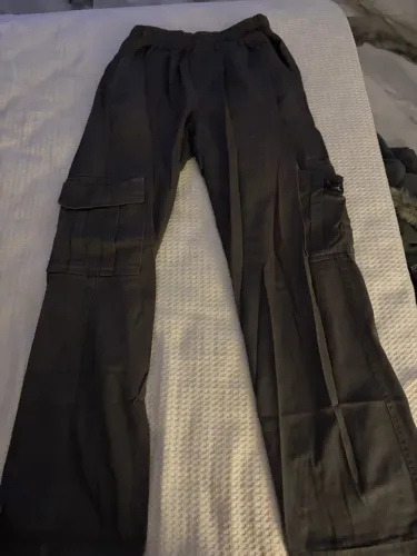 Calça cargo verde escuro