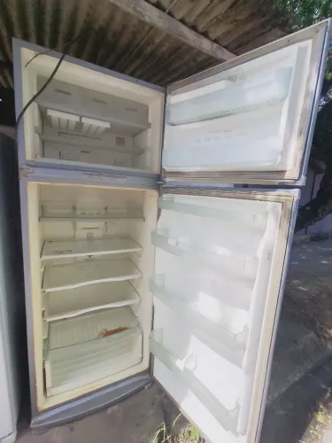 Vendo geladeira