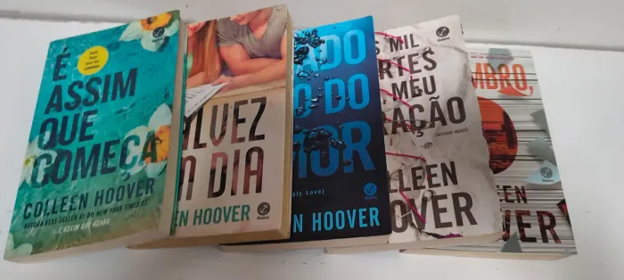 Livros Colleen Hoover