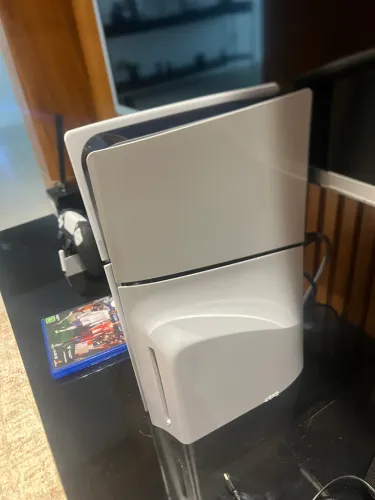 Play 5 
