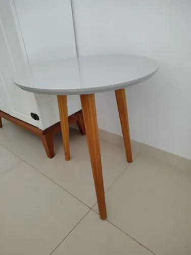 Mesinha lateral cabeceira
