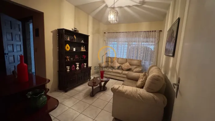 Casa para venda e locação no Brooklin, com: 2 quartos, 3 vagas, 136m² de terreno.