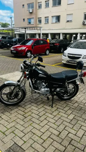 Suzuki Intruder 125