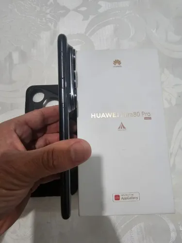 Hauwei pura 80 pro 