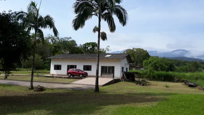 Vende-se chácara com casa em Morretes/PR