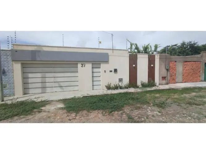 Casa em Leilão - Professora Maria Geli de Sá Barreto - Juazeiro Do Norte - CE