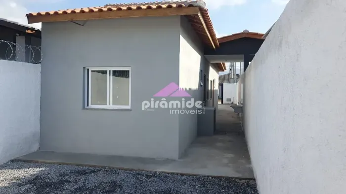 Casa à venda, 53 m² por R$ 335.000,00 - Balneário dos Golfinhos - Caraguatatuba/SP
