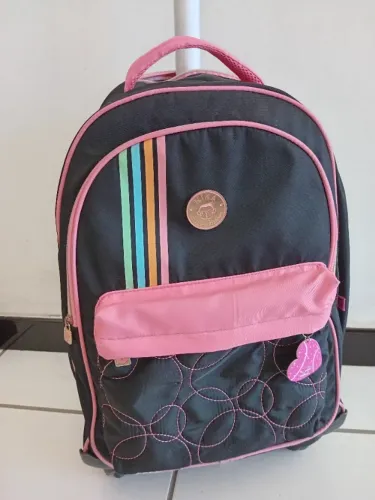 Mochila escolar KIKA