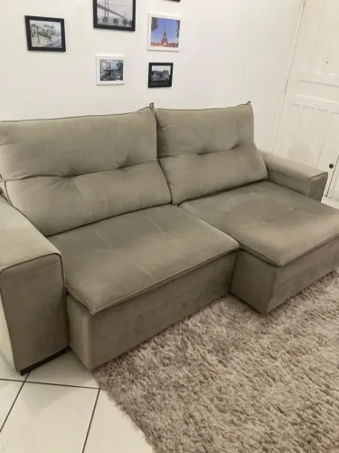 Vendo Sofá Retrátil em perfeita condições.