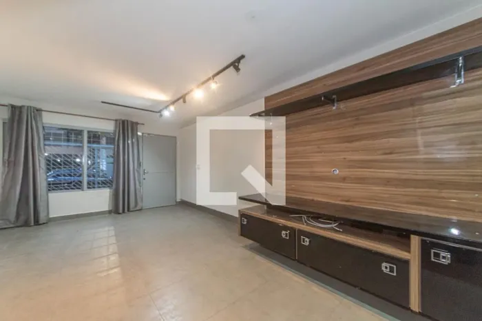 Casa à Venda - Chácara Santo Antonio, 2 Quartos, 85 m2