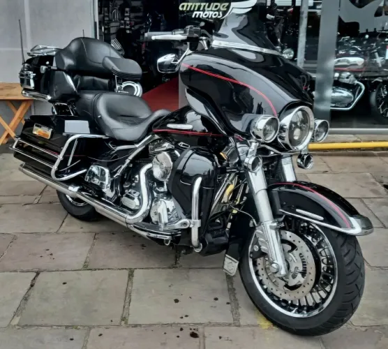HARLEY, Electra Ultra Glide - 2013, Com dezenas de acessórios EXCLUSIVOS 