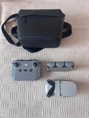 Drone DJI Mini 4K Fly More Combo