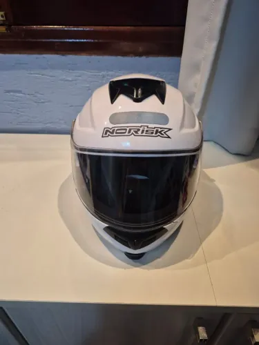 capacete Norisk FF345 Route, modelo articulado (robocop)
