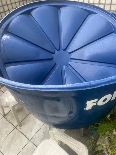 Caixa 1000 litros pra vim buscar no cordeiro