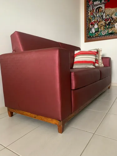 Sofá e centro por R$1.250,00