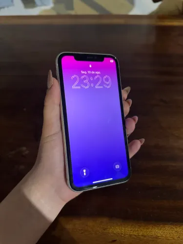 iPhone 11seminovo